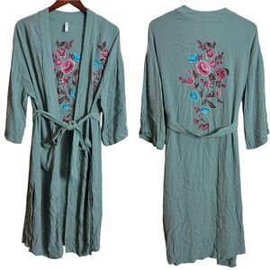 Target Xhilaration Sage Green 100% Rayon Floral Embroidered Robe Size Large